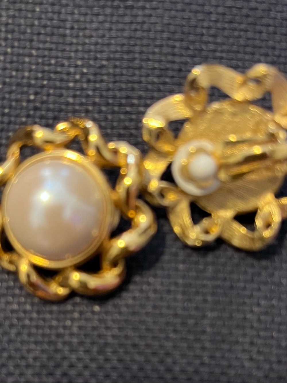 Vintage clip on Earrings Lot of 4 - Picture 3 of 10